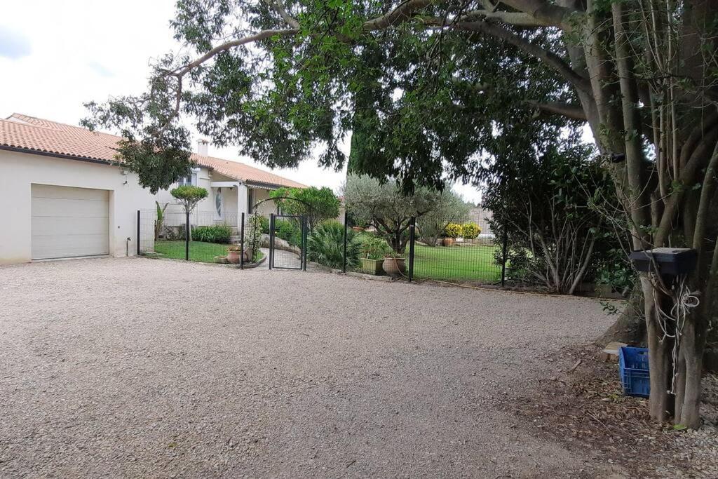 Villa L'Estel En Campagne Avec Piscine Privee Proche Arles Et Avignon Tarascon Extérieur photo